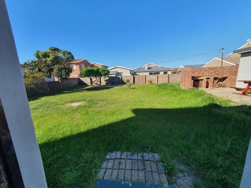 5 Bedroom Property for Sale in Gouritsmond Western Cape